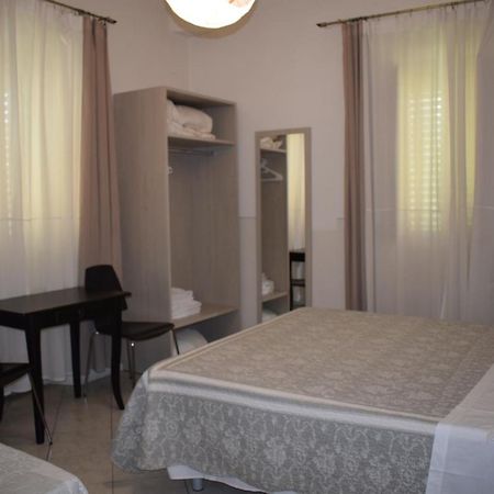 フィレンツェ ソッジョルノ サンタ レパラタ Bed & Breakfast エクステリア 写真