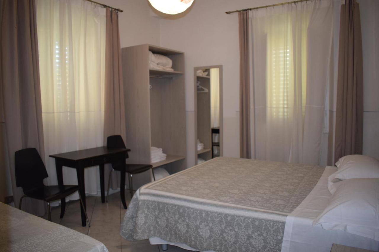 フィレンツェ ソッジョルノ サンタ レパラタ Bed & Breakfast エクステリア 写真
